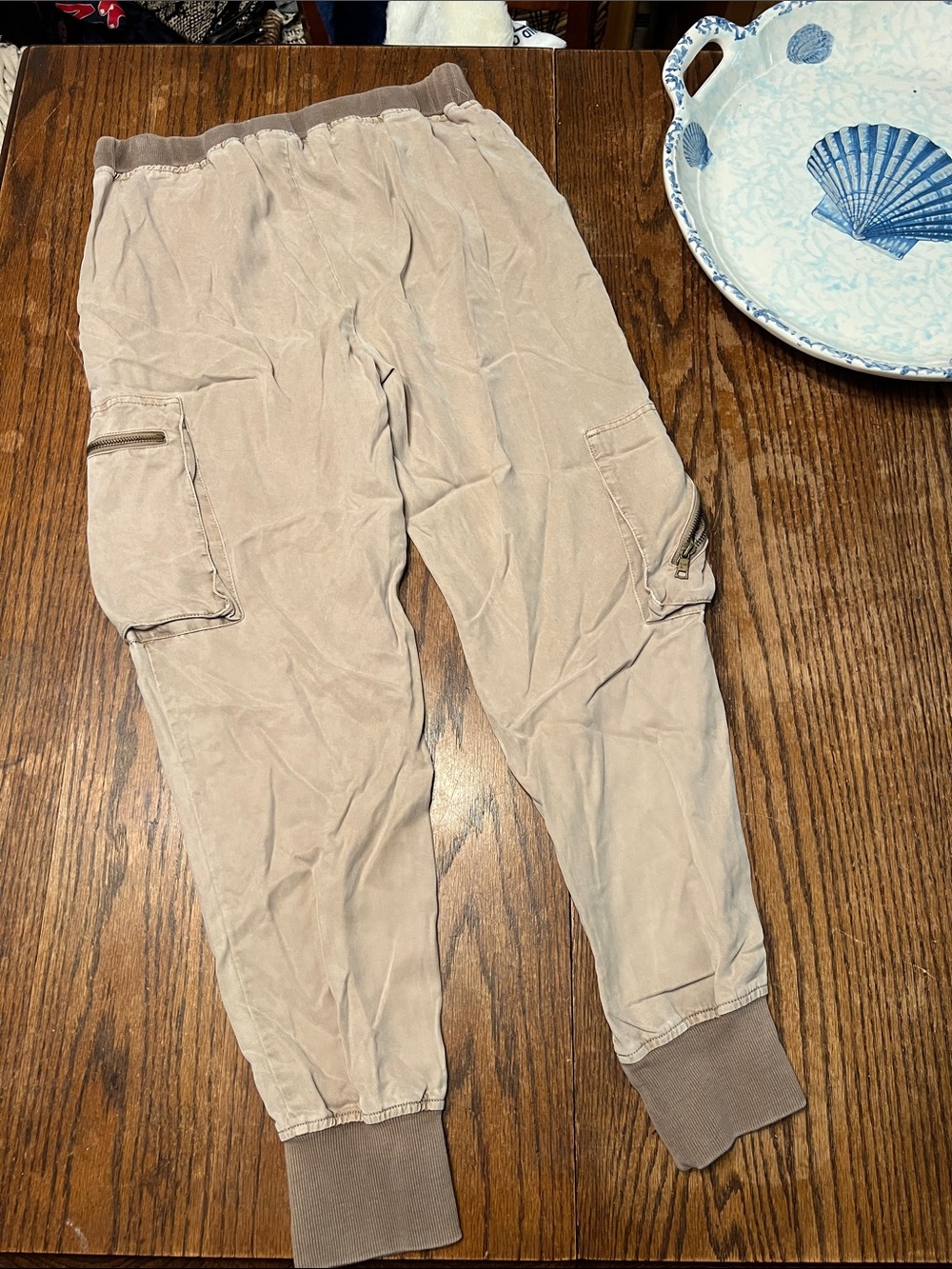 NWOT Young Fabulous & Broke Jupiter Joggers khaki - Picture 10 of 11